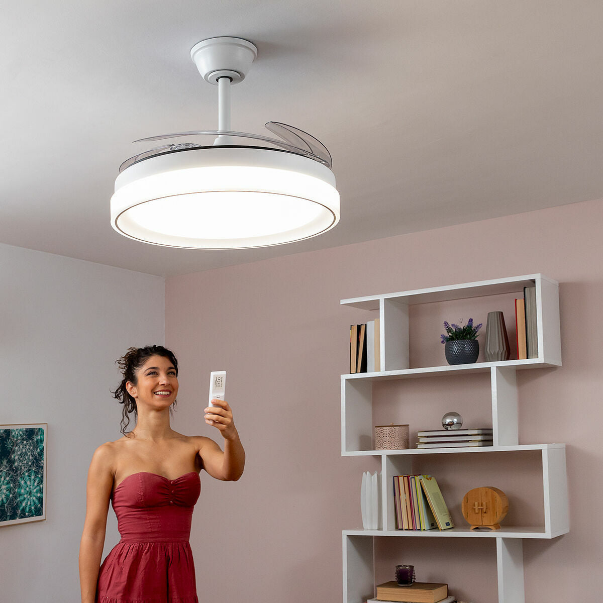 Ventilateur de Plafond avec Lumière LED et 4 Pales Rétractables Blalefan InnovaGoods Blanc 72 W Ø49,5-104 cm